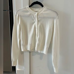 NWOT Aritzia Wilfred Sicily Cardigan